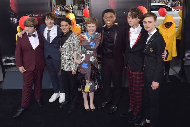 Jeremy Ray Taylor, Finn Wolfhard, Jack Dylan Grazer, Sophia Lillis, Chosen Jacobs, Wyatt Oleff und Jaeden Lieberher bei der Premiere des Kinofilms It Es im TCL Chinese Theatre, Hollywood. Los Angeles, 05.09.2017 Foto:xD.xStarbuckx xFuturexImage