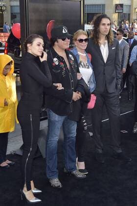 Sophie Simmons, Gene Simmons, Shannon Tweed und Nick Simmons bei der Premiere des Kinofilms It Es im TCL Chinese Theatre, Hollywood. Los Angeles, 05.09.2017 Foto:xD.xStarbuckx xFuturexImage