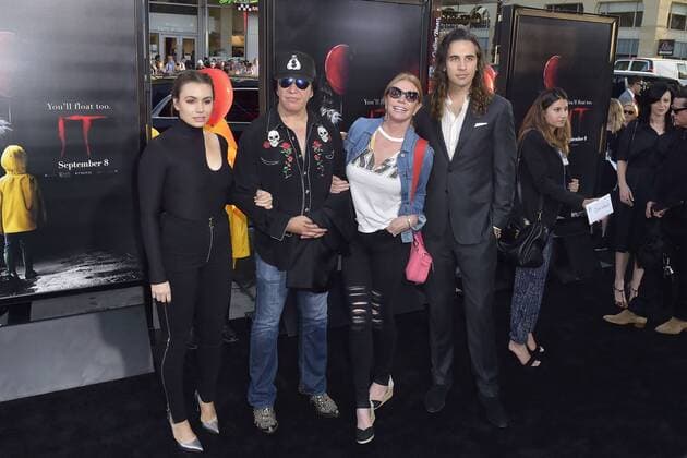 Sophie Simmons, Gene Simmons, Shannon Tweed und Nick Simmons bei der Premiere des Kinofilms It Es im TCL Chinese Theatre, Hollywood. Los Angeles, 05.09.2017 Foto:xD.xStarbuckx xFuturexImage
