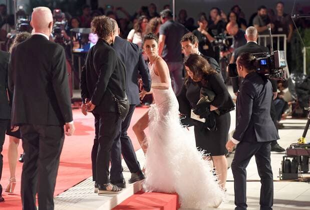 Filmfest Venedig - Loving Pablo Filmpremiere Spanish actress Penelope Cruz attends the 74th Venice Film Festival on the Lido in Venice on September 6, 2017.  LON20170906205 PAULxTREADWAY
