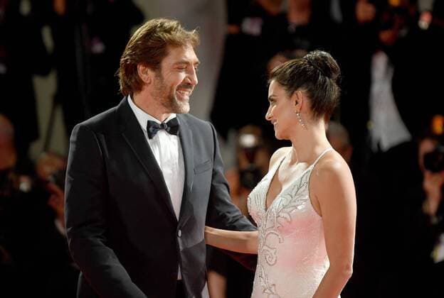 Filmfest Venedig - Loving Pablo Filmpremiere Spanish actor Javier Bardem and Spanish actress Penelope Cruz attend the 74th Venice Film Festival on the Lido in Venice on September 6, 2017.  LON20170906223 PAULxTREADWAY