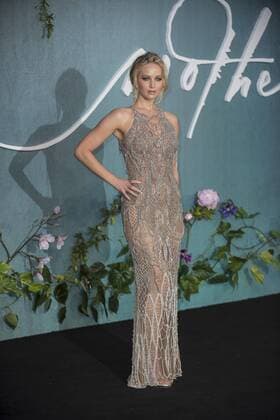 Mother UK Premiere London, UK. Jennifer Lawrence at the Mother! UK premiere at Odeon Leicester Square . 6th September 2017. LMK386-S655-060917 