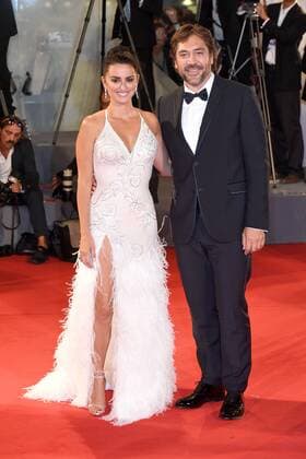 Spanish actress Penelope Cruz and Spanish actor Javier Bardem attend the premiere for Loving Pablo during the 74th Venice Film Festival in Venice, Italy. SEPTEMBER 6th 2017  PTYx171954
