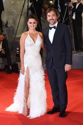 Spanish actress Penelope Cruz and Spanish actor Javier Bardem attend the premiere for Loving Pablo during the 74th Venice Film Festival in Venice, Italy. SEPTEMBER 6th 2017  PTYx171954