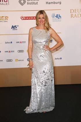 Nina Bott at the award Ceremony German Radio price 2017 at 7 09 2017 in Hamburg German Radio price 2017 in Hamburg