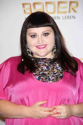 Beth Ditto Attends The German Radio Award ON September 7 2017 AT Elbphilharmonie in Hamburg Germany 2017 German Radio Award German Radio price ON September 7 2017 AT Elbphilharmonie in Hamburg Germany