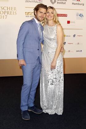 Nina Bott with Friend Benjamin Baarz at the award Ceremony the German Radio price 2017 in the Elbphilharmonie Hamburg 07 09 2017 Foto:xH.xHartmannx xFuturexImage