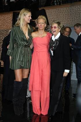 Hamburg Germany 07 09 2017 German Radio price 2017 Toni Garrn Barbara Schoeneberg and Gloria from Thurn and Taxis