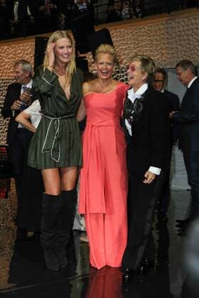 Hamburg Germany 07 09 2017 German Radio price 2017 Toni Garrn Barbara Schoeneberg and Gloria from Thurn and Taxis