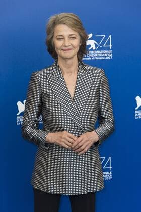 Foto IPP Daniele Cifala 08 09 2017 74 th Mostra Internazionale d Arte Cinematografica Festival del Cinema di Venezia Hannah Photocall nella foto : Charlotte Rampling  0