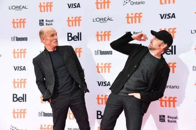 September 8, 2017 - Toronto, Ontario, Canada - Actors JASON SUDEIKIS and ED HARRIS fighting a bee at Kodachrome Premiere during the 2017 Toronto International Film Festival at Roy Thomson Hall on September 8, 2017 in Toronto, Canada Toronto Canada - ZUMAv53_ 20170908_zaf_v53_043 Copyright: xIgorxVidyashevx