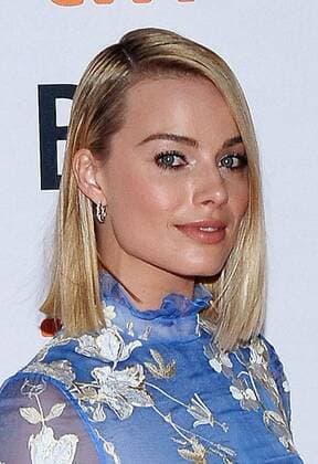 September 8, 2017 - Toronto, Ontario, U.S. - 08 September 2017 - Toronto, Ontario Canada - Margot Robbie. 2017 Toronto International Film Festival - I, Tonya Premiere held at Princess of Wales Theatre. Photo Credit: AdMedia Toronto U.S. - ZUMAa123 20170908_zaa_a123_371 Copyright: xBrentxPerniacx