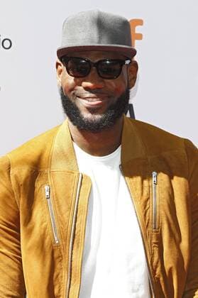 Lebron James attending The The Carter Effect Premiere during The 42nd Toronto International Film Festival AT Princess of Wales Theatre ON September 09 2017 in Toronto Canada Foto:xR.xWagnerx xFuturexImage
