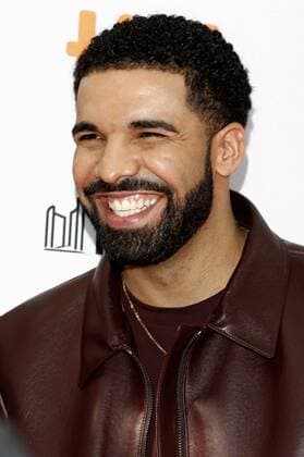 Drake attending The The Carter Effect Premiere during The 42nd Toronto International Film Festival AT Princess of Wales Theatre ON September 09 2017 in Toronto Canada Foto:xR.xWagnerx xFuturexImage