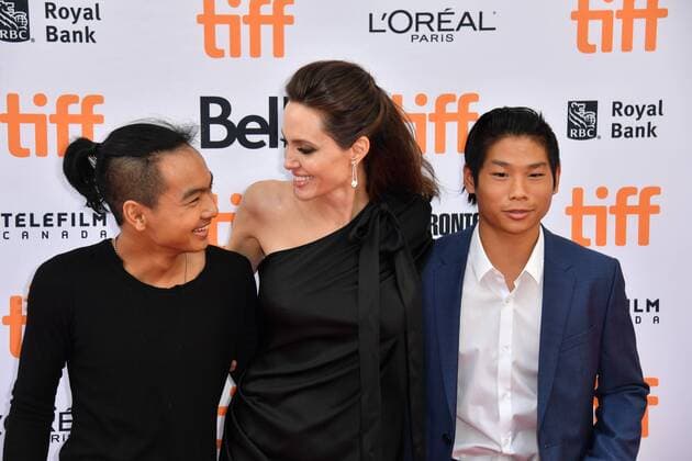 September 11, 2017 - Toronto, Ontario, Canada - (L-R) MADDOX JOLIE-PITT, ANGELINA JOLIE and PAX JOLIE-PITT attend the First They Killed My Father premiere during the 2017 Toronto International Film Festival at Princess of Wales Theatre. Toronto Canada - ZUMAv53_ 20170911_zaf_v53_024 Copyright: xIgorxVidyashevx