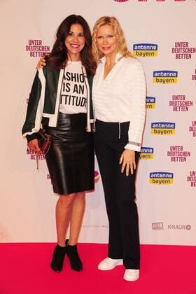 Karen Webb and Veronica Ferres at the under German Beds Film Premiere at 12 09 2017 in Munich under German Beds Film Premiere in Munich 2017