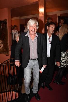 Henner Quest Munich 13 09 17 Bavarian Yard small Comedy Premiere the