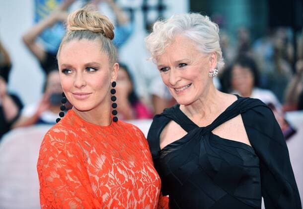 Glenn Close (R) and her daughter Annie Starke attend the world premiere of The Wife at Roy Thomson Hall during the Toronto International Film Festival in Toronto, Canada on September 14, 2017.  TOR2017091416 CHRISTINExCHEW