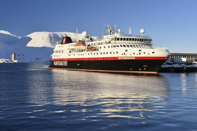 Hurtigruten Post ship Spitsbergen in Arctic Ocean Honningsvag Finnmark Norway Europe Copyright: imageBROKER/MichaelxNarten iblmna04568079.jpg