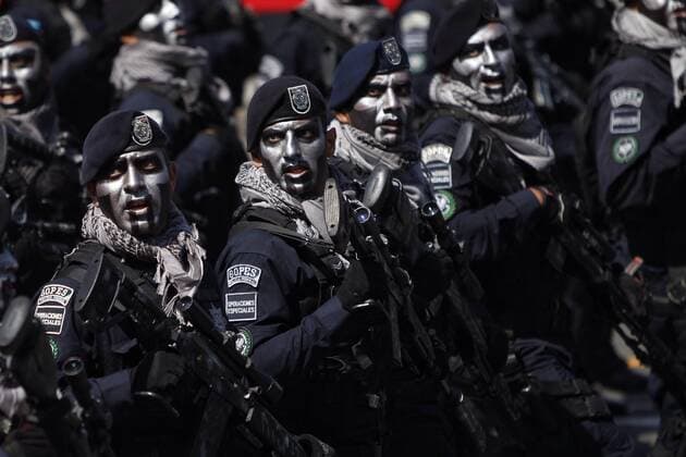 Members of Mexican Armed Forces take part in a parade part of the celebrations of the 207th anniversary of Mexican Independence, in Mexico City, Mexico, 16 September 2017. Mexico celebrates its 207th indepencence anniversary from Spain on 16 September. 207th anniversary of the Mexican Independence !ACHTUNG: NUR REDAKTIONELLE NUTZUNG!  Copyright: xSashenkaxGutierrezx MEX301 20170916-636411934901581285