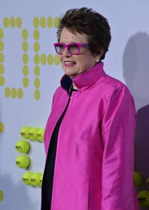 Former tennis player Billie Jean King attends the premiere of the biographical sports comedy Battle of the Sexes at the Regency Village Theatre in the Westwood section of Los Angeles on September 16, 2017. Storyline: The true story of the 1973 tennis match between World number one Billie Jean King and ex-champ and serial hustler Bobby Riggs.  LAP201709162 JIMxRUYMEN