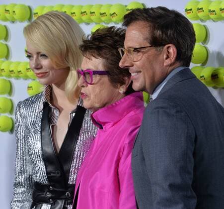 Former tennis player Billie Jean King (C) is joined by cast members Emma Stone and Steve Carell during the premiere of the biographical sports comedy Battle of the Sexes at the Regency Village Theatre in the Westwood section of Los Angeles on September 16, 2017. Storyline: The true story of the 1973 tennis match between World number one Billie Jean King and ex-champ and serial hustler Bobby Riggs.  LAP2017091688 JIMxRUYMEN