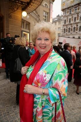 Premiere I at from Austria Vienna Raimundtheater 16 09 2017 Birgit Sarata
