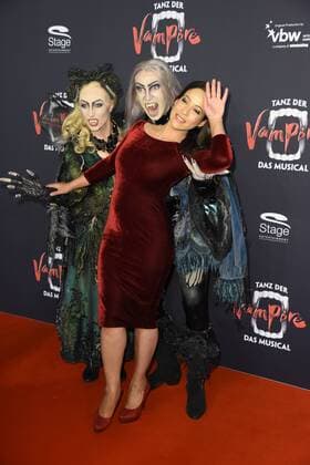 Nandini Mitra at the Dance the Vampire Musical premiere in Stage Theatre to the Elbe in Hamburg at 17 09 2017