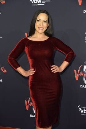 Nandini Mitra at the Dance the Vampire Musical premiere in Stage Theatre to the Elbe in Hamburg at 17 09 2017
