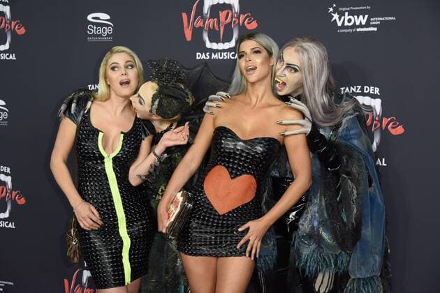 Yvonne Woelke Micaela Schaefer at the Dance the Vampire Musical premiere in Stage Theatre to the Elbe in Hamburg at 17 09 2017