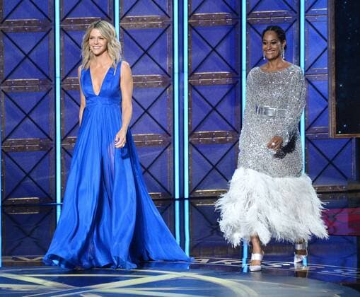 Actors Kaitlin Olson and Tracee Ellis Ross onstage during the 69th annual Primetime Emmy Awards at Microsoft Theater in Los Angeles on September 17, 2017.  LAP201709170210 JIMxRUYMEN