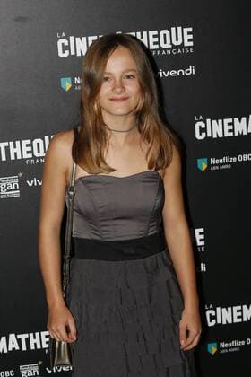 Fantine Harduin CELEBRITES Avant Premiere Happy End Cinematheque Paris 18 09 2017 MichaelBaucher Panoramic 