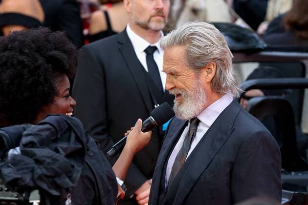 . 18 09 2017. London, United Kingdom. Kingsman: The Golden Circle world premiere. Jeff Bridges gives media interview at the Kingsman: The Golden Circle world premiere in London.  xDinendraxHariax xi-Imagesx IIM-15901-0034