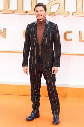 September 18, 2017 - London, London, UK - Pedro Pascal attends the KIngsman: The Golden Circle world film premiere London UK  - ZUMAt138 20170918_zap_t138_097 Copyright: xRayxTangx
