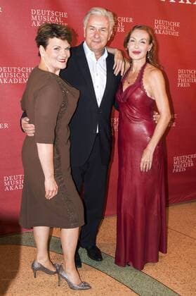 Gayle Tufts, Klaus Wowereit und Ute Lemper bei der Verleihung des Deutschen Musical Theater Preises 2017 im Wintergarten Variete. Berlin, 18.09.2017 *** Gayle Tufts Klaus Wowereit and Ute Lemper at the award Ceremony the German Musical Theatre Price 2017 in Winter Garden Variety Berlin 18 09 2017 Foto:xK.xWernerx xFuturexImage