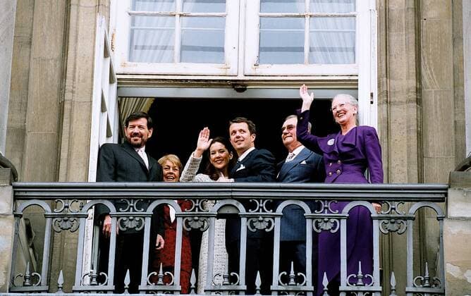 Copenhagen Denmark - 08 October 2003_Crown prince Frederik got engament or Mary Donaldson from Australia with Queen Margrethe II and prince Henrik father and Mary with her step mother Mrs.Modi Donaldson and father Joh Donlsdon at Amalienborg Palace to wave to nation on thier engamgement day in Denmark. (Photo.Francis Dean Dean Pictures) 