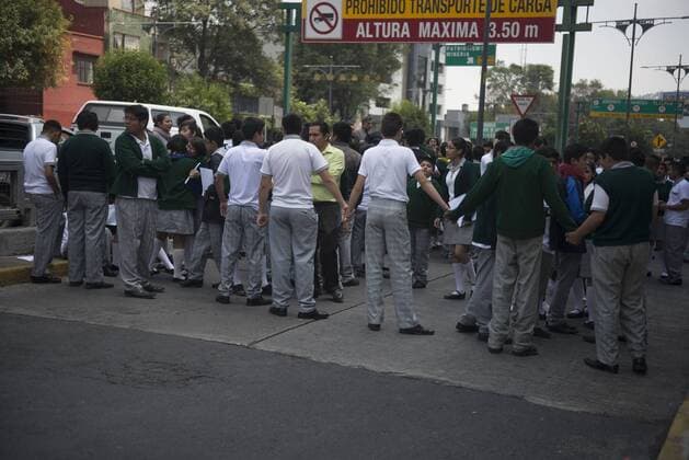 September 19, 2017 - Mexico City, Mexico City, MX - Powerfull eartquake in Mexico City. Mexico City MX - ZUMAa136 20170919_zap_a136_019 Copyright: xJoelxAlvarezx