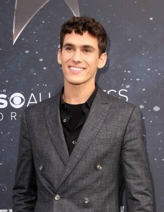 Star Trek : Discovery Premiere in Los Angeles September 19, 2017 - Los Angeles, CA, U.S. - 19 September 2017 - Hollywood, California - Sam Vartholomeos. Ã¢â‚¬ËœStar Trek: DiscoveryÃ¢â‚¬â ¢ Premiere held at the ArcLight Cinerama Done in Hollywood. Photo Credit: AdMedia Los Angeles U.S. - ZUMAa123 20170919_zaa_a123_115 Copyright: xAdmediax