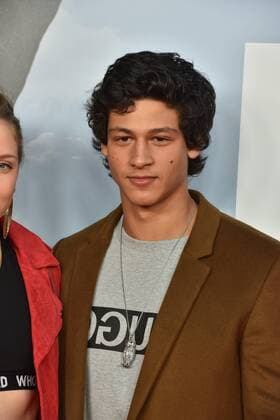 Actor Emilio Sakraya poses on the red carpet at the premiere of the film Rock my Heart in Cologne Cinedom Kinostart 28 09 2017 on 20 09 2017 in Cologne
