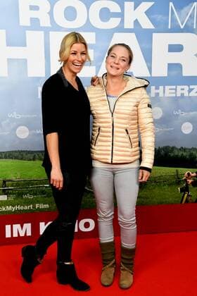 Moderator and actress Annica Hansen l and youtuberin Anja Mertens poses on the red carpet at 20 09 2017 in Cologne at the premiere of the film Rock my Heart in Cologne Cinedom Kinostart 28 09 2017
