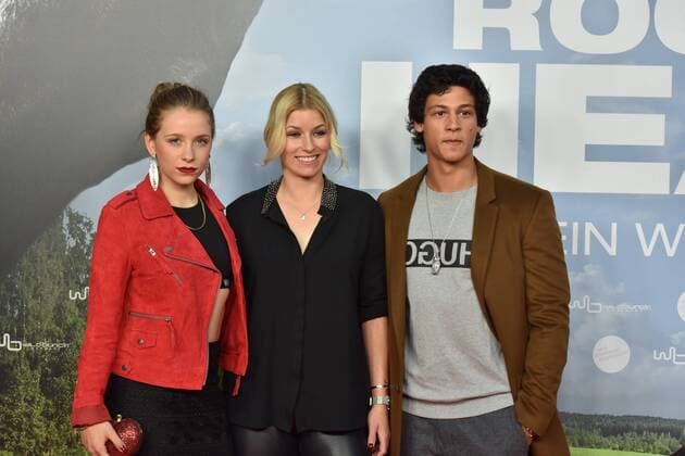 Actor Lena Klenke l Annika Hansen and Emilio Sakraya are posing on the red carpet at the premiere of the film Rock my Heart in Cologne Cinedom Kinostart 28 09 2017 on 20 09 2017 in Cologne