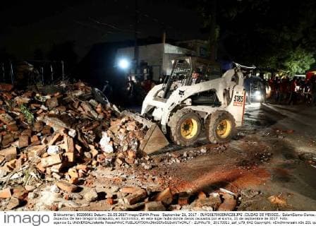 September 21, 2017 - EUM20170920NAC28.JPG .CIUDAD DE MEXICO.- SeismSismo-Danos.- Aspectos De San Gregorio Atlapulco, en Xochimilco, en este lugar hubo donde danos causados por el sismo, 21 de septiembre de 2017. Foto: agencia EL UNIVERSALValente RosasMAVC  - ZUMAu78_ 20170921_zaf_u78_042 Copyright: xElxUniversalx