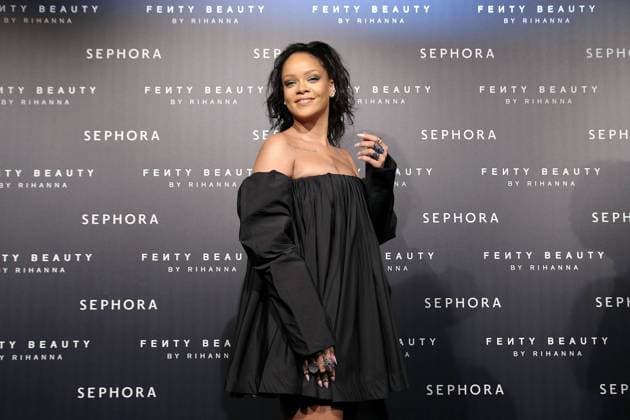 Photocall Fenty Beauty by Rihanna au Jardin des Tuileries a Paris. Photo: Laurent Guerin E Press Photo Rihanna Paris France  549189