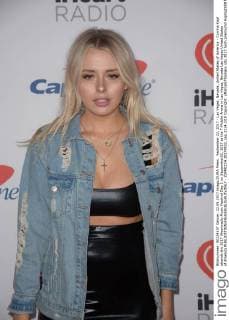 September 22, 2017 - Las Vegas, Nevada, United States of America - Corrina Kopf attends the 2017 iHeartradio Music Festival Day 1 on September22, 2017 at the T-Mobile Arena in Las Vegas, Nevada Las Vegas United States of America - ZUMAt114 20170922_zap_t114_019 Copyright: xMarcelxThomasx