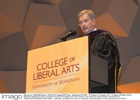 September 23, 2017 - Minneapolis, Minnesota, U.S. - President of Finland, SAULI NIINISTO speaking at podium, Receives Honorary Law Degree from the University of Minnesota at Orchestra Hall. Minneapolis U.S. - ZUMAu22_ 20170923_sha_u22_717 Copyright: xSeanxSmudax