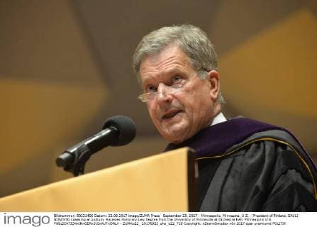 September 23, 2017 - Minneapolis, Minnesota, U.S. - President of Finland, SAULI NIINISTO speaking at podium, Receives Honorary Law Degree from the University of Minnesota at Orchestra Hall. Minneapolis U.S. - ZUMAu22_ 20170923_sha_u22_719 Copyright: xSeanxSmudax