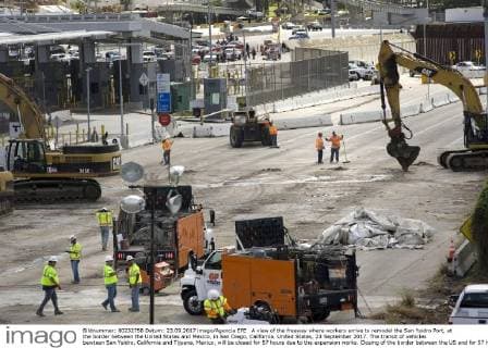 A view of the freeway where workers arrive to remodel the San Ysidro Port, at the border between the United States and Mexico, in San Diego, California, United States, 23 September 2017. The transit of vehicles bewteen San Ysidro, California and Tijuana, Mexico, will be closed for 57 hours due to the expansion works. Closing of the border between the US and for 57 hours due to works !ACHTUNG: NUR REDAKTIONELLE NUTZUNG!  Copyright: xDavidxMaungx SAN006 20170923-636418043619603286