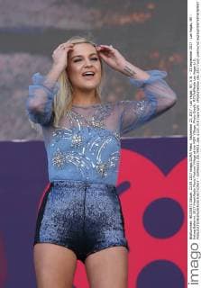 September 23, 2017 - Las Vegas, NV, U.S. - 23 September 2017 - Las Vegas, NV - Kelsea Ballerini. 2017 iHeartRadio Music Festival Village at the MGM VIllage. Photo Credit: MJT AdMedia Las Vegas U.S. - ZUMAa123 20170923_zaa_a123_018 Copyright: xMjtAdmediax