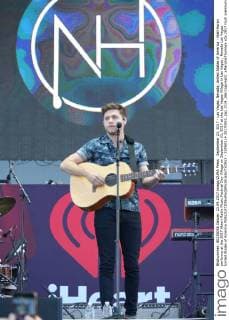 September 23, 2017 - Las Vegas, Nevada, United States of America - Niall Horan performs at the 2017 iHeart Radio Music Festival Day Village on September 23, 2017 at the Las Vegas Village in Las Vegas , Nevada Las Vegas United States of America - ZUMAt114 20170923_zap_t114_166 Copyright: xMarcelxThomasx