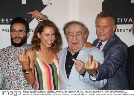 September 24, 2017 - New York, New York, U.S. - ENNIS ESMER,ALEXANDRA TURSHEN,FREDDIE ROMAN,PAUL REISER.at RED OAKS Season 3 Premiere.at the Tribeca TV Festival at Cinepolis Chelsea.9-24-2017. Photos 2017. New York U.S. - ZUMAba9_ 20170924_zaf_ba9_072 Copyright: xJohnxBarrettx